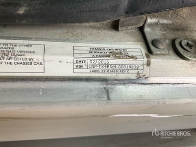 2016 Peterbilt 367 8x4 Tri/A Dump Truck