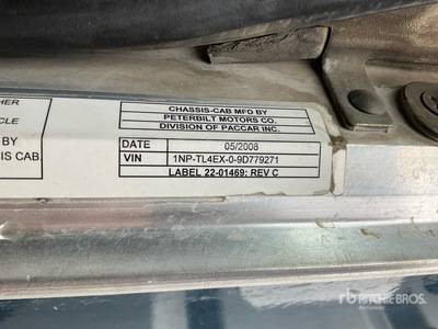 2009 Peterbilt 367 10x4 Quad/A Dump Truck