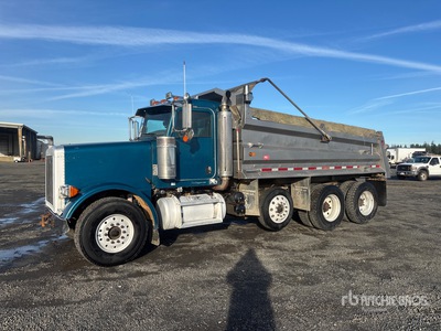 2007 Peterbilt 378 8x4 Camion à benne basculante Tridem