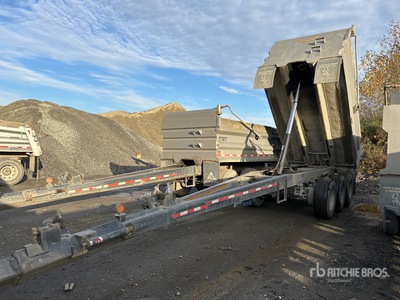 1997 Sturdyweld Tri/A Pup Dump Trailer