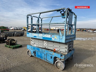 2004 Genie GS2646 Piattaforma aerea verticale (Inoperable)