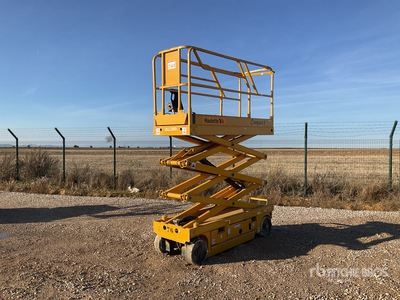 2007 Haulotte COMPACT8 Electric Scissor Lift
