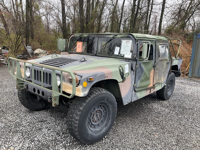 1986 AM General M1097R1 HMMWV 4 Door Soft Top w/Truck Body