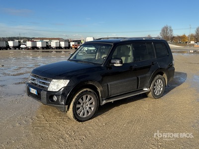 2007 Mitsubishi Pajero を見 SUV