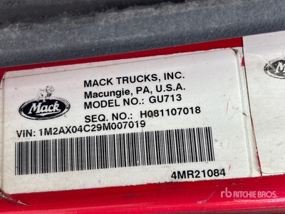 2009 Mack GU713 Granite Tri/A Dump Truck