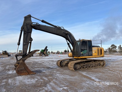 2011 John Deere 200D LC Excavadora de Cadenas