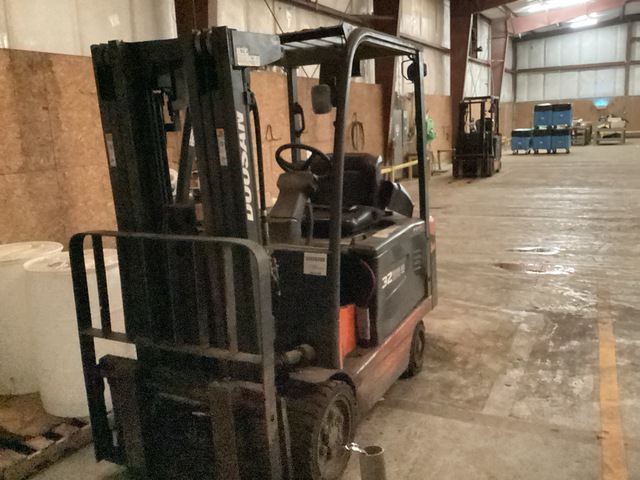 2008 Doosan BC32S-5 Electric Forklift 2008 Doosan BC32S-5 Electric Forklift
