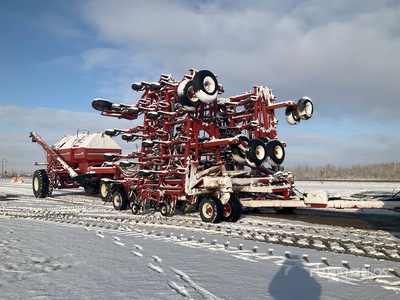 2012 Morris Contour C2 61 ft Sembradora Neum