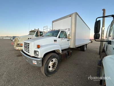 1999 GMC 5500 Furgoneta caja cerrada (Inoperable)