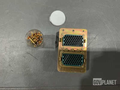 (8) ITT Cannon DP2MA-57S57S-33B-0211 Electrical Receptacle Connectors