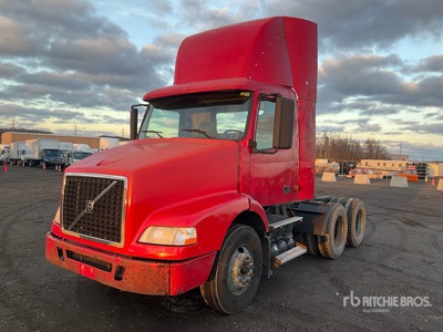 2006 Volvo VNM 6x4 Cabeza Tractora Cabina Corta