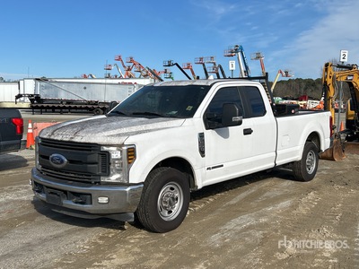 2018 Ford F-250 XL 4x2 Extended Cab Pick Up (Inoperable)