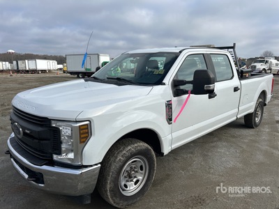 2018 Ford F-250 XL 4x2 Crew Cab Pickup