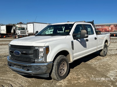 2018 Ford F-250 XL 4x2 Crew Cab Pickup