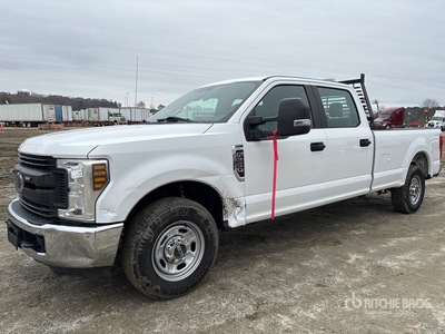 2018 Ford F-250 XL 4x2 Crew Cab Pickup