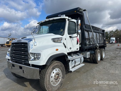 2020 Freightliner 114SD 6x4 T/A Camión dumper