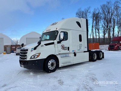 2019 Freightliner Cascadia 126 6x4 T/A Sleeper Truck Tractor