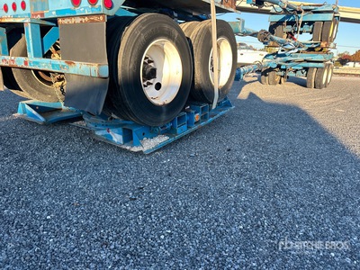 2008 Riverbend Remorque Pour poteaux