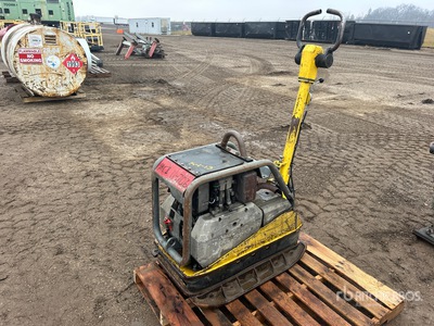 2001 Wacker Neuson Plancha compactadora