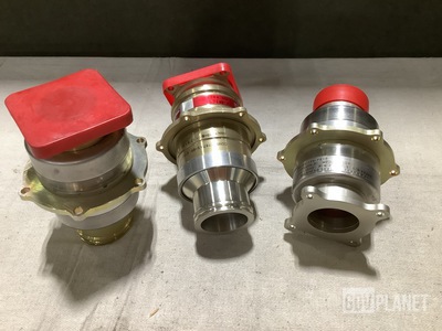(3) Stratoflex 21910-5 Quick Disconnect Coupling Assemblies