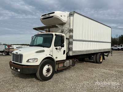 2018 Freightliner M2 106 4x2 冷蔵トラック