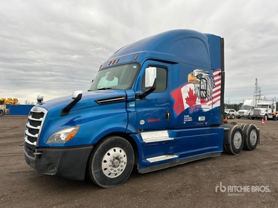 2020 Freightliner Cascadia 126 6x4 T/A Sleeper Truck Tractor