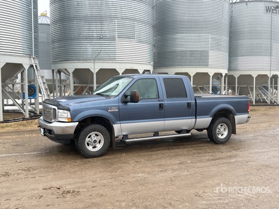 2004 Ford F-250 Lariat 4x4 Crew Cab Pickup
