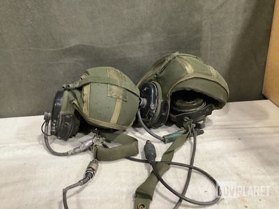 (11) A3206612-3 Headset/Microphones