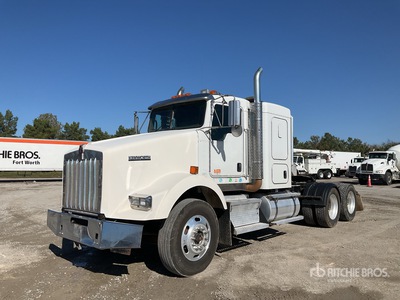2013 Kenworth T800 Sleeper Truck Tractor