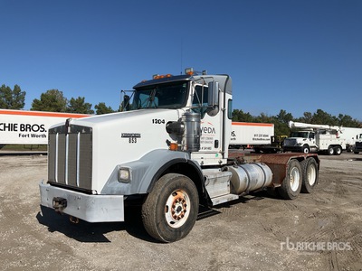 2013 Kenworth T800 6x4 T/A Day Cab Truck Tractor
