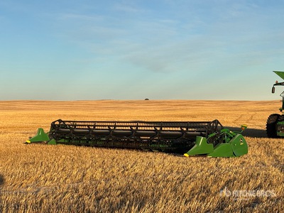 2013 John Deere 635F 35 ft Flex Combine Header