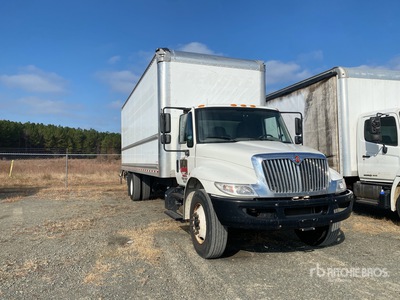 2018 International 4300 Van Truck