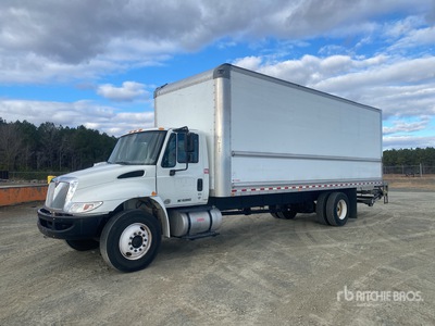 2018 International 4300 4x2 Van Truck