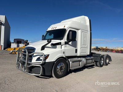 2020 Freightliner Cascadia 116 6x4 T/A Sleeper Truck Tractor