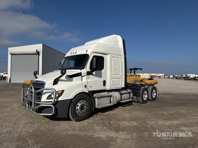 2020 Freightliner Cascadia 116 6x4 T/A Sleeper Truck Tractor