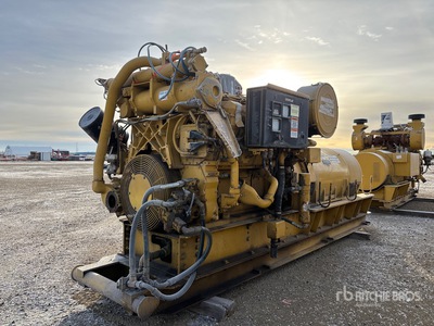 2004 Kato AA27539000 800 kW Skid-Mounted Generator Set