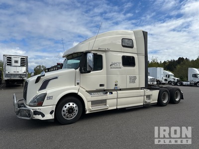 2016 Volvo VNL 780 6x4 Tracteur Routier Couchette