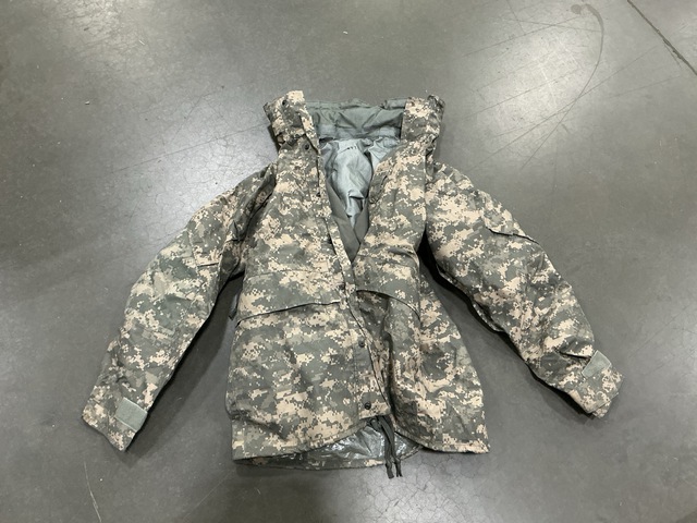 (18) Cold Weather Parkas