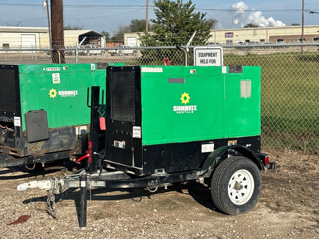 2015 Miller Big Blue Pro 500 A Mobile Multi-Process Engine Driven Welder (Inoperable)