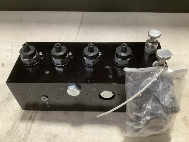 Parker-Hannifin HFC32598 Hydraulic System Accessories Manifold