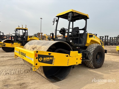 2025 Bomag BW212-5CL Rodillo compactador  (Unused)