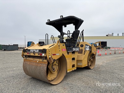 2005 Cat CB534D Double Drum Roller