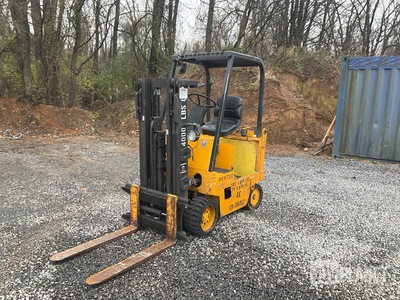 Hyster E40XL Electric Forklift
