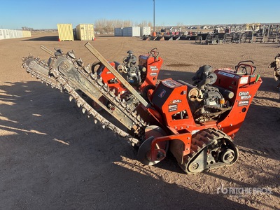 2019 Ditch Witch C24X Wykoparka