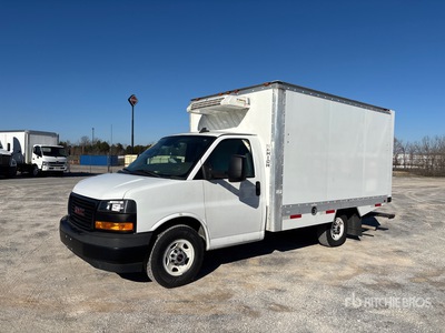 2019 GMC Savana 3500 4x2 冷蔵トラック