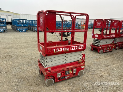 2019 MEC 1330SE Electric Scissor Lift