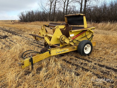1979 Degelman R570S 53 in Paddle Rock Picker