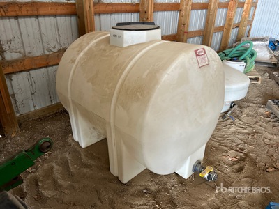 420 gal Poly Water Tank