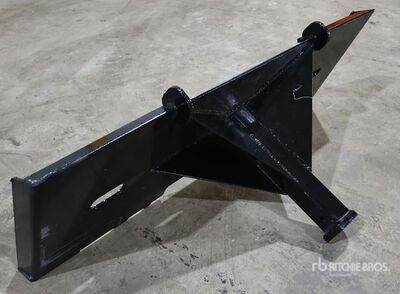 2025 Kit Containers QT-TM 2 in Skid Steer Hitch Receiver (Unused)