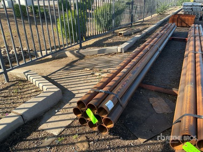 Quantity of (10) 4 1/2 in OD Blk Schedule 40 x 21 ft Steel Tubo (Unused)